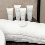 Stylish Deluxe 2 Bedrooms & Private Parking By Renters Апартаменты *