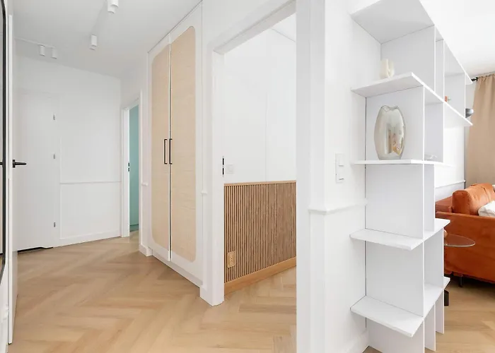 Stylish Deluxe 2 Bedrooms & Private Parking By Renters Appartement