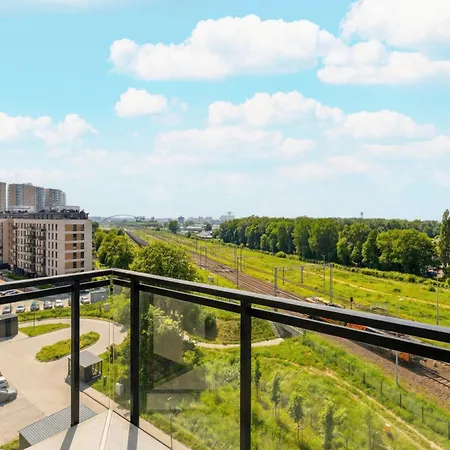 Stylish Deluxe 2 Bedrooms & Private Parking By Renters Apartman *